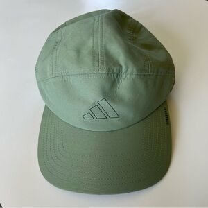 EUC Adidas Aeroready Running outdoor women’s hat, 5 panel